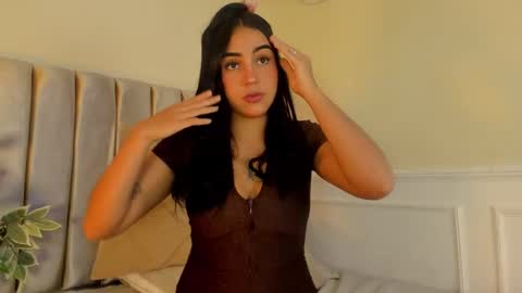 Snapshot of aikopum chatting on 11/21/25, 12:59 aikopum online show from 11/21/25, 12:59