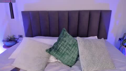 ailanacortes online show from 11/28/25, 11:57