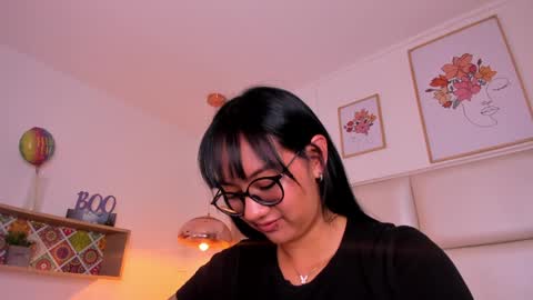 Aily Yozuko online show from 12/31/24, 04:06