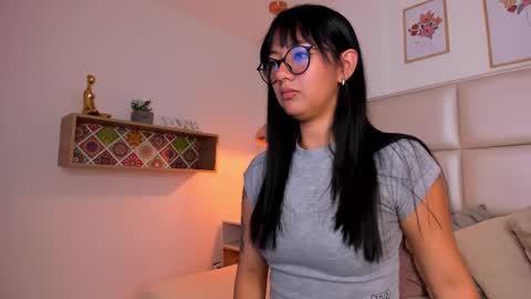 Aily Yozuko online show from 02/17/25, 03:04