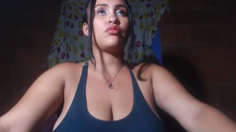 aisha koswell3 online show from 02/02/25, 11:32