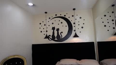 Aisha Noir online show from 10/29/25, 12:18