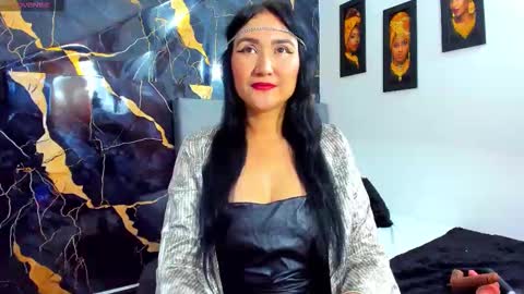 Snapshot of aisha_saleh chatting on 10/14/25, 12:50 Aisha online show from 10/14/25, 12:50