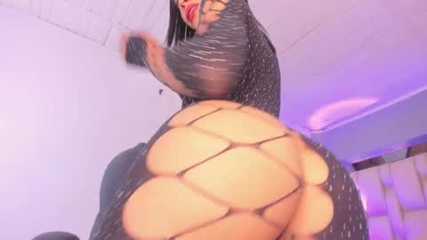 Snapshot of aishakassandra chatting on 02/22/25, 02:30 KASSANDRA online show from 02/22/25, 02:30