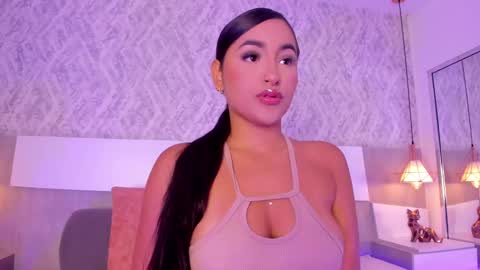 Aisha online show from 10/06/25, 02:58