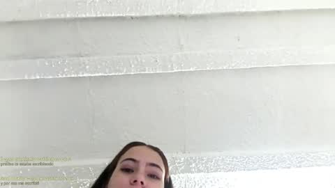 aishelyng20 online show from 11/18/25, 01:44