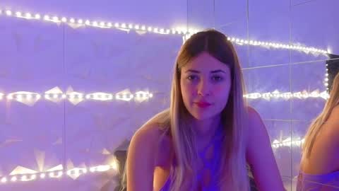 Aisha online show from 11/03/25, 06:14