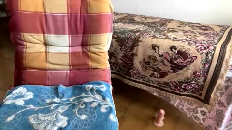 Snapshot of aitaly3810 chatting on 10/04/25, 09:40 Italianmixedboy online show from 10/04/25, 09:40