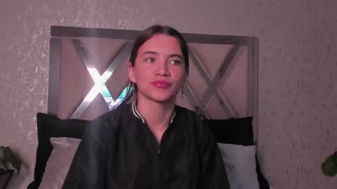 Snapshot of aitana_baker_ chatting on 02/11/25, 01:51 little aitana online show from 02/11/25, 01:51