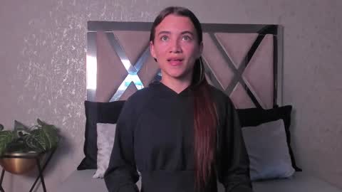 Snapshot of aitana_baker_ chatting on 03/01/25, 12:34 little aitana online show from 03/01/25, 12:34