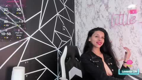 Snapshot of aitana_garcia_ chatting on 03/04/25, 12:01 aitana_garcia_ online show from 03/04/25, 12:01