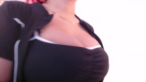 AIXA  online show from 11/11/25, 01:11