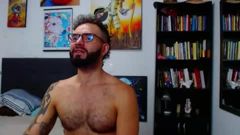 akiles online show from 11/12/25, 11:03