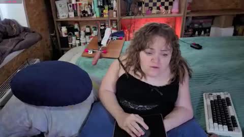 Natalie online show from 11/15/25, 04:54