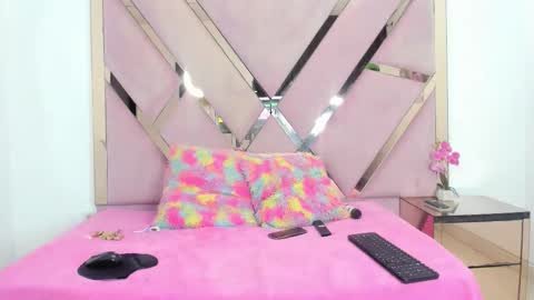 akiraht online show from 10/31/25, 09:16