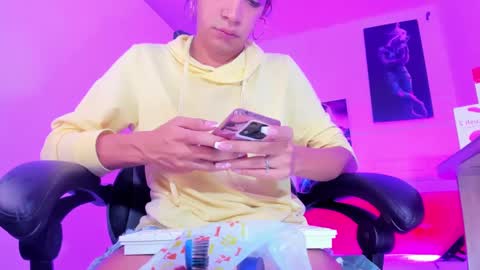 Alahia Rodriguez online show from 01/08/25, 07:34