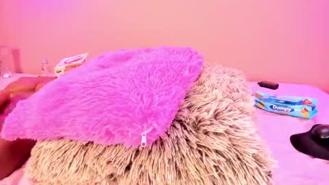 Alahia  online show from 01/21/25, 02:59