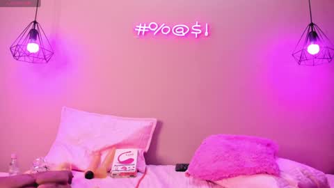 Alahia  online show from 02/01/25, 03:28