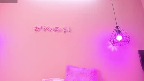 Alahia  online show from 02/03/25, 03:06