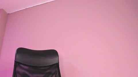 Alahia  online show from 02/26/25, 04:35