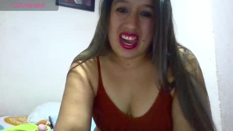 Snapshot of alahia_fox chatting on 02/01/25, 01:34 alahia online show from 02/01/25, 01:34