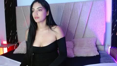 Alahia sweet official online show from 10/06/25, 07:44