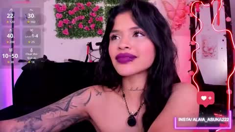 Snapshot of alaia_asuka chatting on 11/15/25, 04:54 Alaia online show from 11/15/25, 04:54