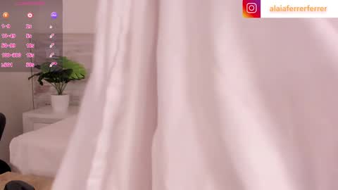 Snapshot of alaiaferrer chatting on 02/07/25, 01:04 Alaia online show from 02/07/25, 01:04