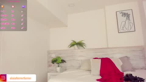 Snapshot of alaiaferrer chatting on 02/23/25, 08:11 Alaia online show from 02/23/25, 08:11