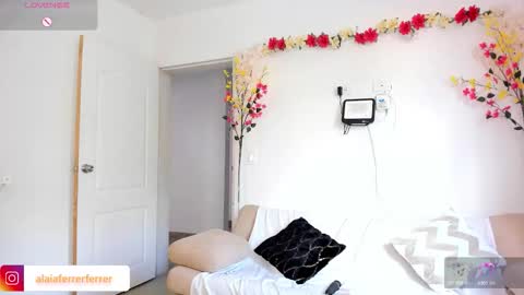 Snapshot of alaiaferrer chatting on 09/28/25, 09:09 Alaia online show from 09/28/25, 09:09