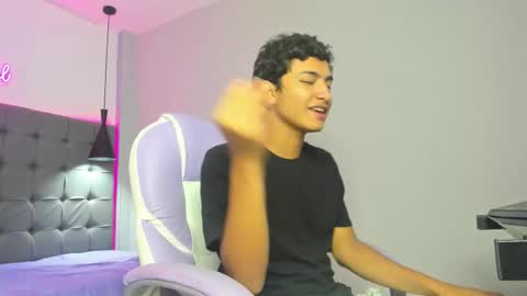 Alam online show from 10/15/25, 03:23