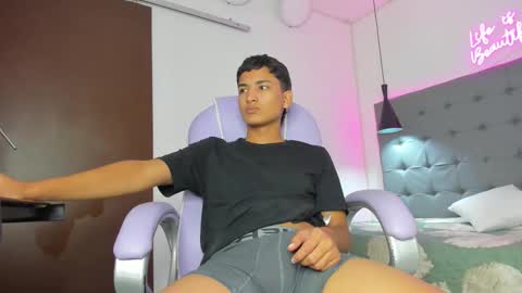 Alam online show from 11/04/25, 02:16