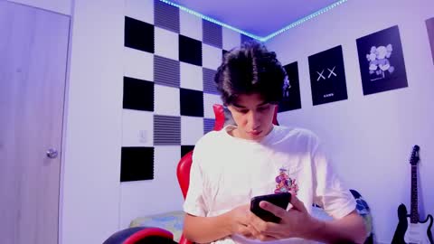 Snapshot of alan_boy01 chatting on 10/08/25, 11:08 Alan Boy online show from 10/08/25, 11:08