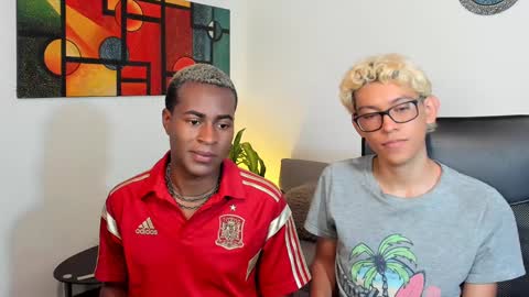 Alan and Criss - WE JUST FRIENDS WITH BENEFITS BOTH VERS online show from 12/20/24, 03:03