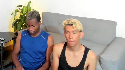 Alan and Criss - WE JUST FRIENDS WITH BENEFITS BOTH VERS online show from 12/24/24, 02:43