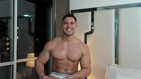 Snapshot of alan_vidal chatting on 02/04/25, 01:56 Alan Vidal online show from 02/04/25, 01:56