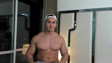 Snapshot of alan_vidal chatting on 02/18/25, 03:10 Alan Vidal online show from 02/18/25, 03:10