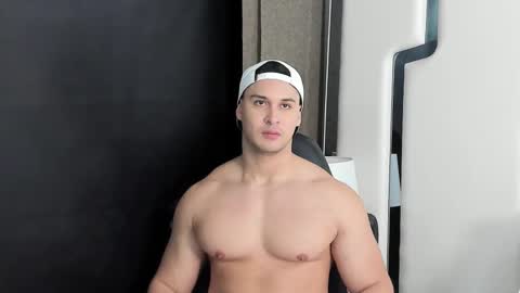 Snapshot of alan_vidal chatting on 03/07/25, 10:43 Alan Vidal online show from 03/07/25, 10:43