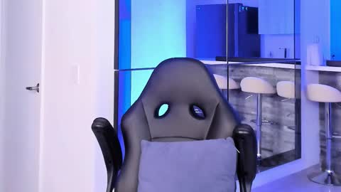 Snapshot of alan_vidal chatting on 09/20/25, 02:45 Alan Vidal online show from 09/20/25, 02:45