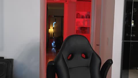 Snapshot of alan_vidal chatting on 10/21/25, 01:50 Alan Vidal online show from 10/21/25, 01:50