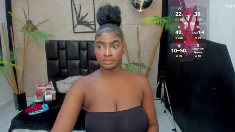 Alana online show from 11/05/25, 01:33