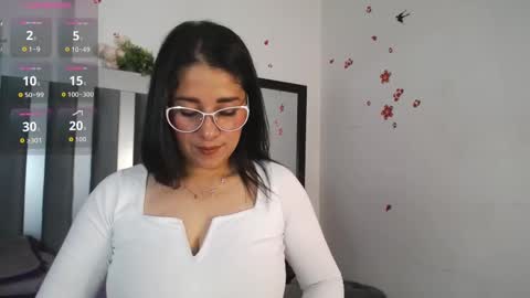 Alana  online show from 10/24/25, 12:01