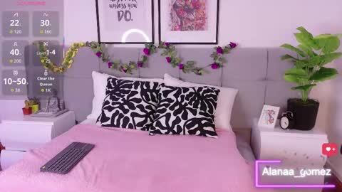 Snapshot of alanaa_gomez chatting on 09/13/25, 12:27 Alanaa online show from 09/13/25, 12:27
