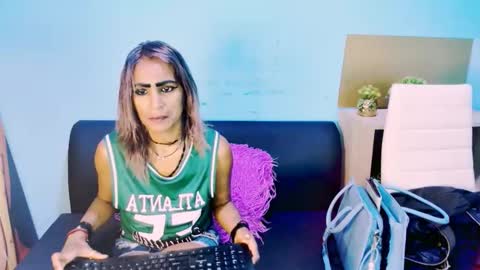 Snapshot of alanadelray chatting on 12/03/24, 06:48 alanadelray online show from 12/03/24, 06:48