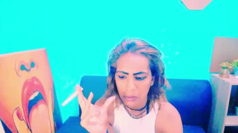 Snapshot of alanadelray chatting on 01/09/25, 09:48 alanadelray online show from 01/09/25, 09:48