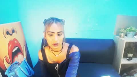 Snapshot of alanadelray chatting on 01/16/25, 07:38 alanadelray online show from 01/16/25, 07:38