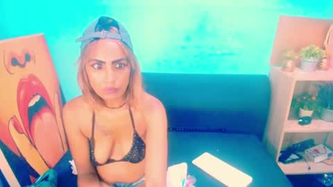 Snapshot of alanadelray chatting on 01/26/25, 06:06 alanadelray online show from 01/26/25, 06:06