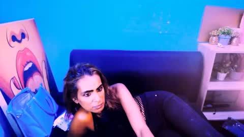 Snapshot of alanadelray chatting on 02/11/25, 02:13 alanadelray online show from 02/11/25, 02:13