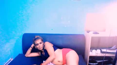 Snapshot of alanadelray chatting on 03/04/25, 01:59 alanadelray online show from 03/04/25, 01:59