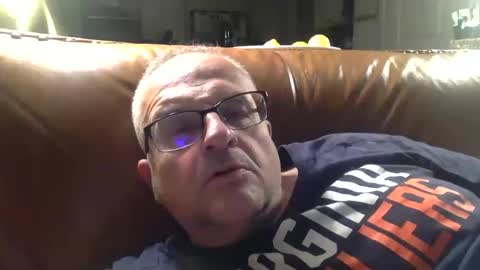 alankrieski1174 online show from 10/22/25, 05:08